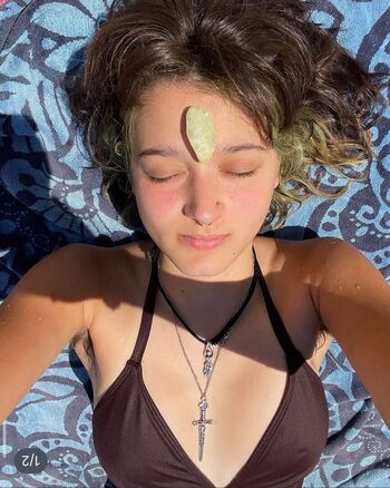 Full leaked Rosequartzmommy private onlyfans photo