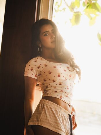 Full leaked Roshni walia page private onlyfans photo