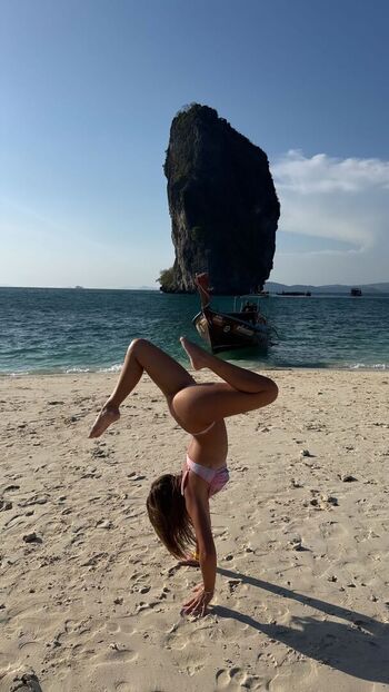 Full leaked Rosie mcclelland page private onlyfans photo