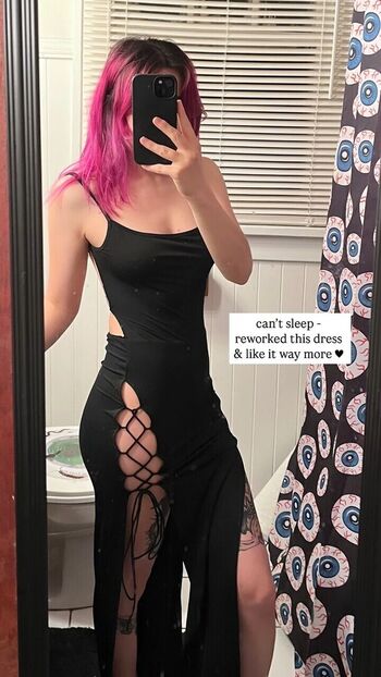 Full leaked Rottedgoth private onlyfans photo