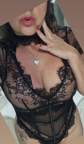 Full leaked Rougecoquelicot private onlyfans photo