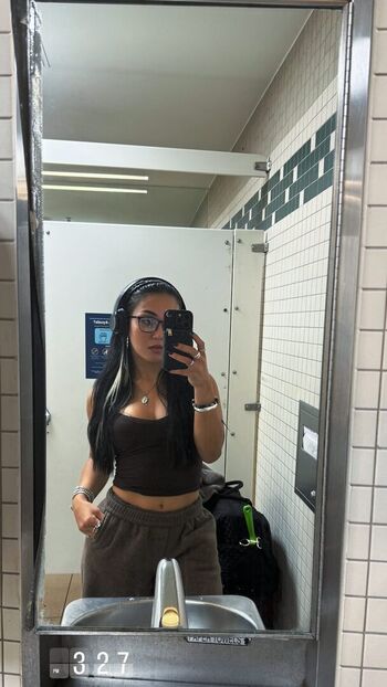 Full leaked Roxanne perez page private onlyfans photo