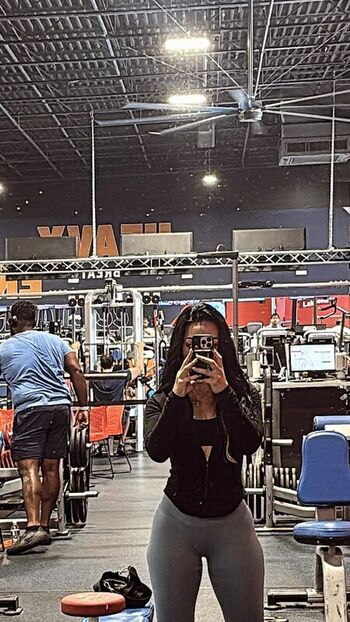 Full leaked Roxanne perez private onlyfans photo