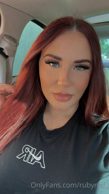 Full leaked Rubyred  page private onlyfans photo