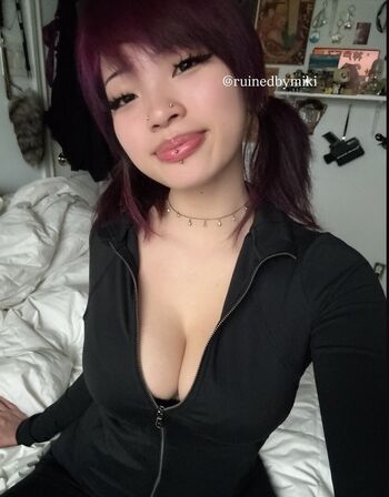 Full leaked Ruinedbymiki page private onlyfans photo