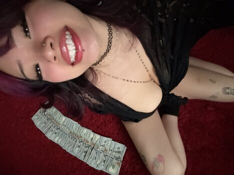 Full leaked Ruinedbymiki page private onlyfans photo