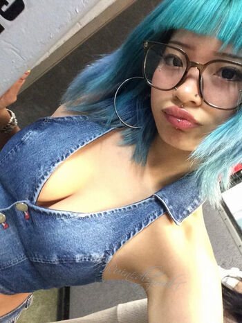 Full leaked Ruinedbymiki private onlyfans photo