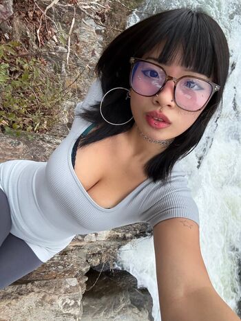 Full leaked Ruinedbymiki private onlyfans photo