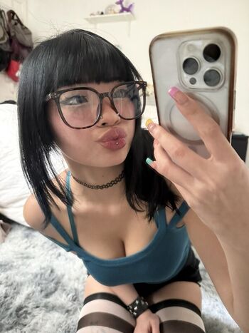 Full leaked Ruinedbymiki page private onlyfans photo