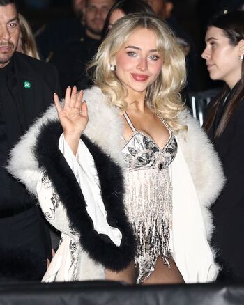 Full leaked Sabrina carpenter  page private onlyfans photo