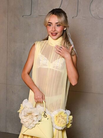Full leaked Sabrina carpenter private onlyfans photo