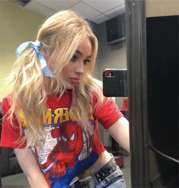 Full leaked Sabrina carpenter  page private onlyfans photo
