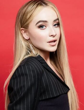 Full leaked Sabrina carpenter page private onlyfans photo