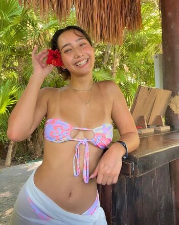 Full leaked Sabrina pezeshkian private onlyfans photo