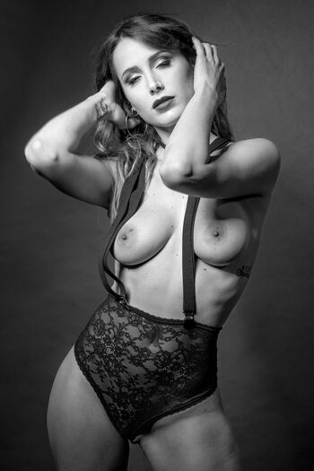 Full leaked Sadie gray page private onlyfans photo
