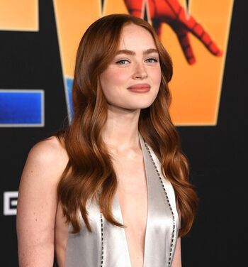 Full leaked Sadie sink page private onlyfans photo