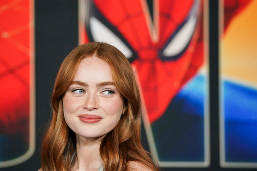 Full leaked Sadie sink page private onlyfans photo