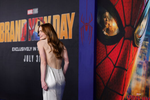 Full leaked Sadie sink page private onlyfans photo
