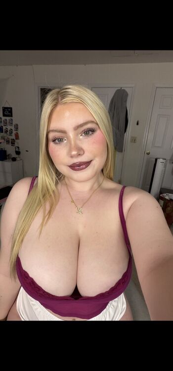 Sadie Stone aka Sadie8808