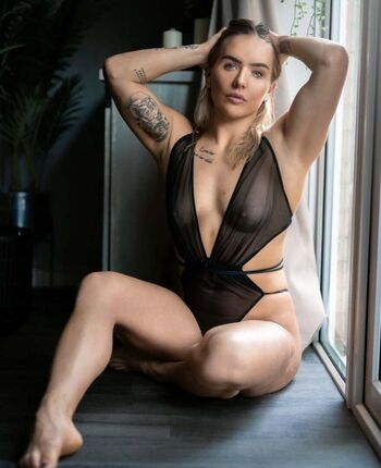 Full leaked Sadiegibbs private onlyfans photo