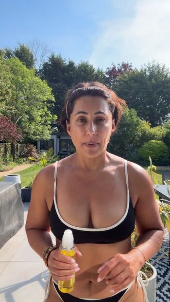 Full leaked Saira khan page private onlyfans photo