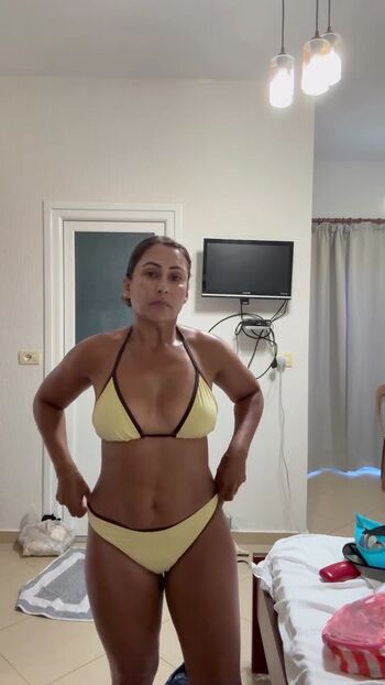 Full leaked Saira khan private onlyfans photo