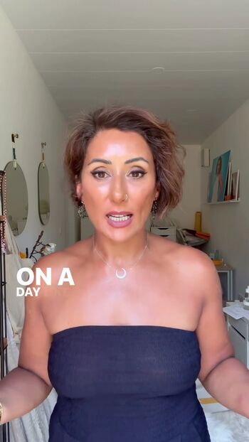 Saira Khan