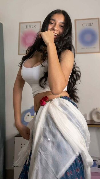 Full leaked Sakshi pandey page private onlyfans photo