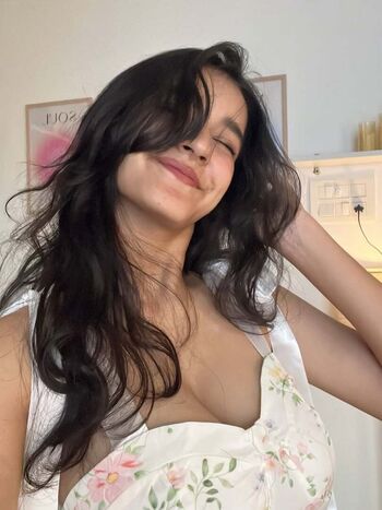 Full leaked Sakshi pandey private onlyfans photo