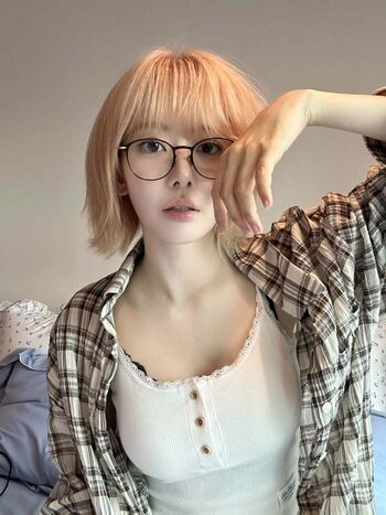 Full leaked Sakura miyawaki private onlyfans photo