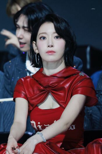 Full leaked Sakura miyawaki page private onlyfans photo