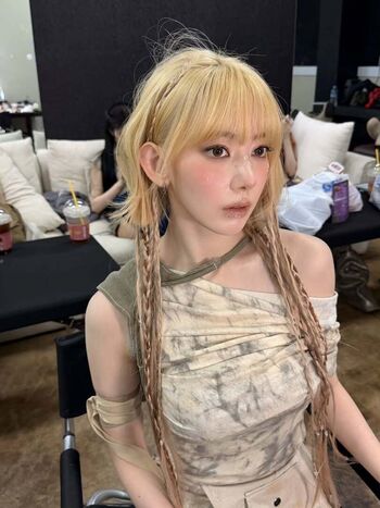 Full leaked Sakura miyawaki page private onlyfans photo
