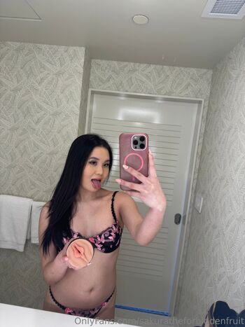 sakuratheforbiddenfruit