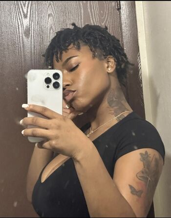 Full leaked Samantha marie page private onlyfans photo