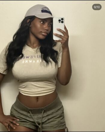 Samantha Marie