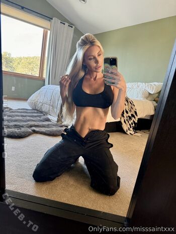 Samantha Saint