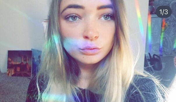 Full leaked Samantha smith page private onlyfans photo