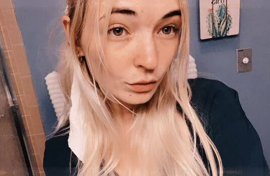 Full leaked Samantha smith page private onlyfans photo