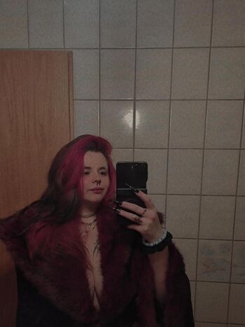 Full leaked Samofhyrule private onlyfans photo