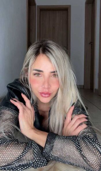 Full leaked Sandyleinof page private onlyfans photo