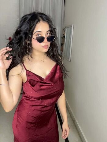 Full leaked Santoor mom rachna private onlyfans photo