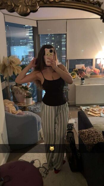 Full leaked Sara dobrik private onlyfans photo