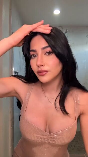 Full leaked Sara hesri private onlyfans photo