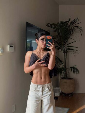 Full leaked Sara saffari page private onlyfans photo