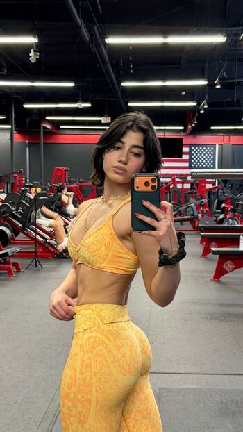 Full leaked Sara saffari private onlyfans photo