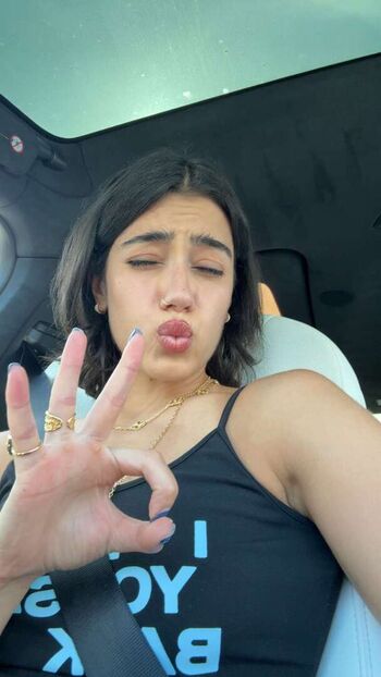 Full leaked Sara saffari private onlyfans photo