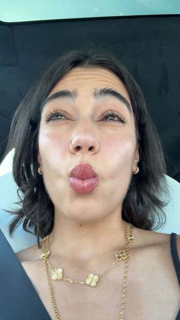 Full leaked Sara saffari private onlyfans photo