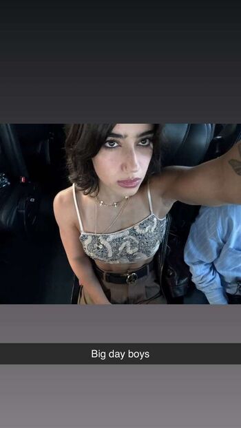 Full leaked Sara saffari private onlyfans photo