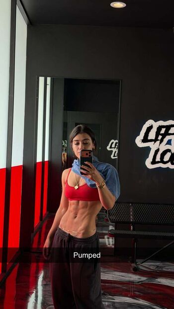 Full leaked Sara saffari private onlyfans photo