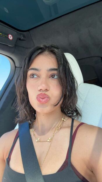 Full leaked Sara saffari page private onlyfans photo